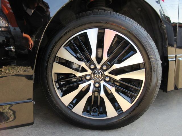 2.5Z Gエディション 後期型・4WD・トヨタセーフティセンス・純正10型ナビ・純正フリップダウンモニター・本革シート・エグゼクティブシート・エアシート&ヒーター・ステアリングヒーター・両側自動・電動ゲート・TRDフルエアロ(50枚目)