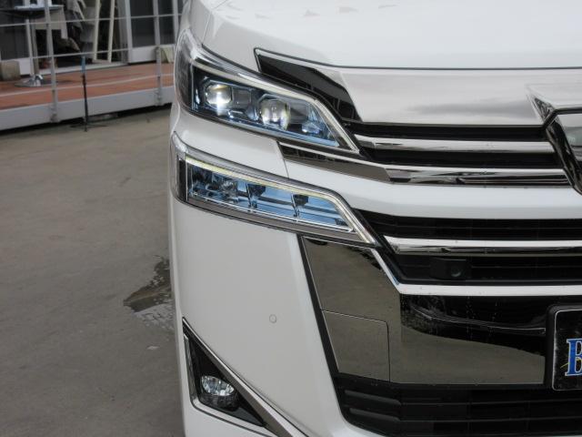 2.5V サイドリフトアップシート トヨタセーフティセンス・JBLサウンド・メーカーナビ・パノラミックビューカメラ・スマートルームミラー・本革シート・エアシート・シートヒーター・クルコン・メモリーシート・両側自動・リアゲートイージードア(9枚目)