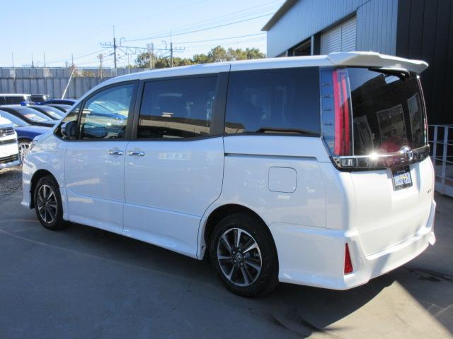 Si ダブルバイビー ・後期型 トヨタセーフティセンス ワンオーナー 黒半革 純正10型ナビ フルセグTV Bカメラ 両側自動ドア クルコン 先行車発進 i-stop サンシェード 純正16アルミ 前後コーナーセンサー(7枚目)