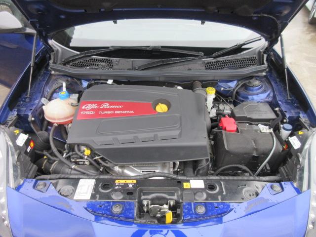 ジュリエッタ ヴェローチェ　スペチアーレ　６５台限定車　・２０台限色　最終型　黒本革　シートヒーター　カロッツェリアナビ　フルセグＴＶ　Ｂカメラ　ＥＴＣ　ドラレコ　イエローブレンボキャリパー　マレリ製スポーツマフラー　純正１８アルミ　ボンネットラッピング（15枚目）