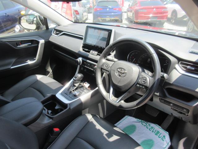 ＲＡＶ４ Ｇ　Ｚパッケージ　４ＷＤ　・Ｔセーフティセンス　純正９型ナビ　フルセグＴＶ　Ｂカメラ　ＥＴＣ　デジタルインナーミラー　黒革シート　シートヒーター　ステアリングヒーター　レーダークルーズ　純正１９ＡＷ　ルーフレール　スマートキー（18枚目）