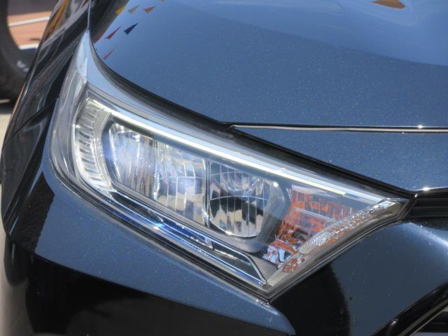 ＲＡＶ４ Ｇ　Ｚパッケージ　４ＷＤ　・Ｔセーフティセンス　純正９型ナビ　フルセグＴＶ　Ｂカメラ　ＥＴＣ　デジタルインナーミラー　黒革シート　シートヒーター　ステアリングヒーター　レーダークルーズ　純正１９ＡＷ　ルーフレール　スマートキー（34枚目）