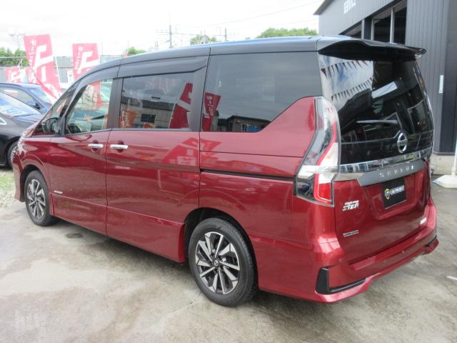 セレナ ハイウェイスターＶ　最終型　プロパイロット　純正１０型ナビ　純正フリップダウンモニター　アラウンドビューカメラ　ＥＴＣ　ドラレコ　両側自動ドア　ハンドル支援　駐車支援　ソナー　ＬＥＤライト　右ドアＬＥＤセーフティ（13枚目）