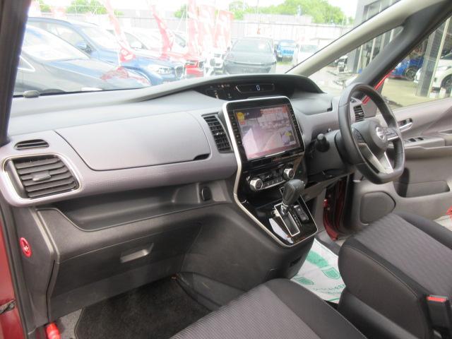 セレナ ハイウェイスターＶ　最終型　プロパイロット　純正１０型ナビ　純正フリップダウンモニター　アラウンドビューカメラ　ＥＴＣ　ドラレコ　両側自動ドア　ハンドル支援　駐車支援　ソナー　ＬＥＤライト　右ドアＬＥＤセーフティ（40枚目）