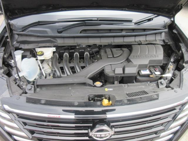 セレナ ハイウェイスターＶ　４ＷＤ　・プロパイロット　純正１２．３型ナビ　フルセグＴＶ　アラウンドビューモニター　ＥＴＣ２．０　前後ドラレコ　両側自動ドア　ハンズフリーオートスライド　１列目＆２列目シートヒーター　ステアリングヒーター（16枚目）