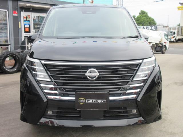 セレナ ハイウェイスターＶ　４ＷＤ　・プロパイロット　純正１２．３型ナビ　フルセグＴＶ　アラウンドビューモニター　ＥＴＣ２．０　前後ドラレコ　両側自動ドア　ハンズフリーオートスライド　１列目＆２列目シートヒーター　ステアリングヒーター（51枚目）