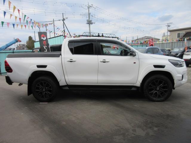 TOYOTA HILUX Z GR SPORT