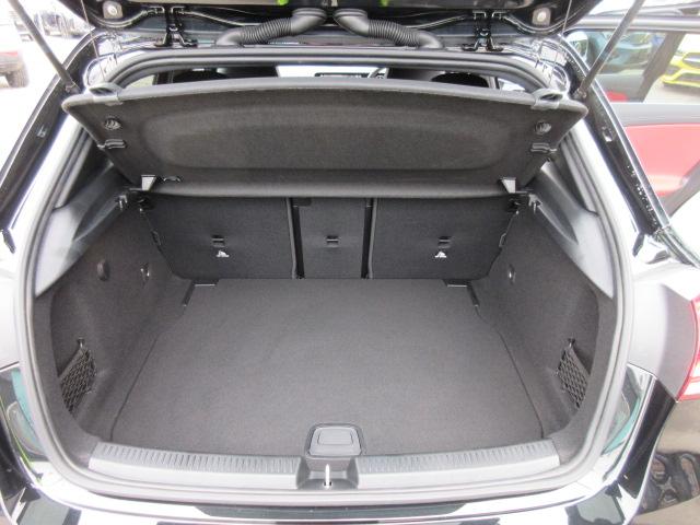 Aクラス A180スタイル AMGライン レザーエクスクルーシブPKG ・アドバンスドPKG AMGレザーエクスクルーシブPKG 純正ナビ フルセグ 全周囲カメラ 赤黒本革シートヒーター ワイヤレス充電 アシスト支援 純正AMG18アルミ HUD ソナー レーンキープ(49枚目)