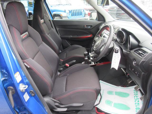 スイフトスポーツ ベースグレード　６速ＭＴ　・セーフティサポート　ワンオーナー　純正ナビ　フルセグＴＶ　全周囲カメラ　ＥＴＣ　前後ドラレコ　リアコーナーセンサー　シートヒーター　レーンキープ　クルコン　レークル　キセノン　純正１７アルミ（20枚目）