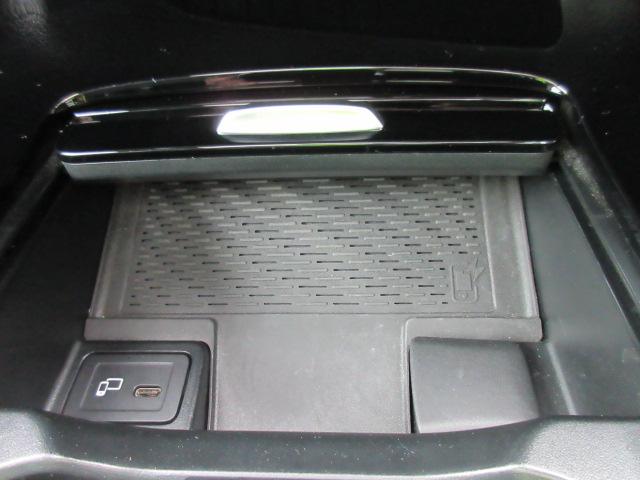 CLAクラス シューティングブレーク CLA200d シューティングブレーク AMGライン パノラミクススライディングルーフ 純正ナビ フルセグ 全周囲カメラ ETC2.0 ドラレコ ワイヤレス充電 LIM アシスト支援 電動ゲート 純正AMG18アルミ HUD LEDスカッフプレート(7枚目)