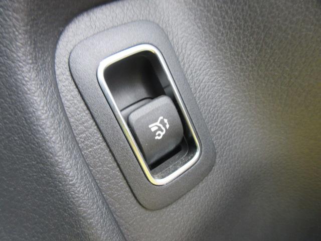 CLAクラス シューティングブレーク CLA200d シューティングブレーク AMGライン パノラミクススライディングルーフ 純正ナビ フルセグ 全周囲カメラ ETC2.0 ドラレコ ワイヤレス充電 LIM アシスト支援 電動ゲート 純正AMG18アルミ HUD LEDスカッフプレート(54枚目)