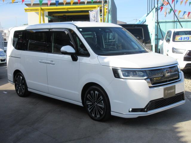 ステップワゴン e:HEVスパーダ プレミアムライン ・純正ギャザーズ9型ナビ 純正10型フリップダウンモニター フルセグTV 黒半革 シートヒーター CMBS 両側自動ドア 電動テールゲート 踏み間違い衝突軽減 BSM 無限フロアマット&サイドバイザー(10枚目)