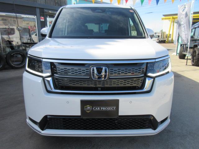 ステップワゴン e:HEVスパーダ プレミアムライン ・純正ギャザーズ9型ナビ 純正10型フリップダウンモニター フルセグTV 黒半革 シートヒーター CMBS 両側自動ドア 電動テールゲート 踏み間違い衝突軽減 BSM 無限フロアマット&サイドバイザー(13枚目)