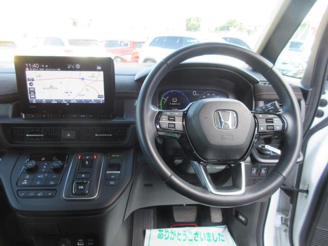 ステップワゴン e:HEVスパーダ プレミアムライン ・純正ギャザーズ9型ナビ 純正10型フリップダウンモニター フルセグTV 黒半革 シートヒーター CMBS 両側自動ドア 電動テールゲート 踏み間違い衝突軽減 BSM 無限フロアマット&サイドバイザー(19枚目)