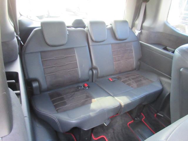 ステップワゴン e:HEVスパーダ プレミアムライン ・純正ギャザーズ9型ナビ 純正10型フリップダウンモニター フルセグTV 黒半革 シートヒーター CMBS 両側自動ドア 電動テールゲート 踏み間違い衝突軽減 BSM 無限フロアマット&サイドバイザー(23枚目)