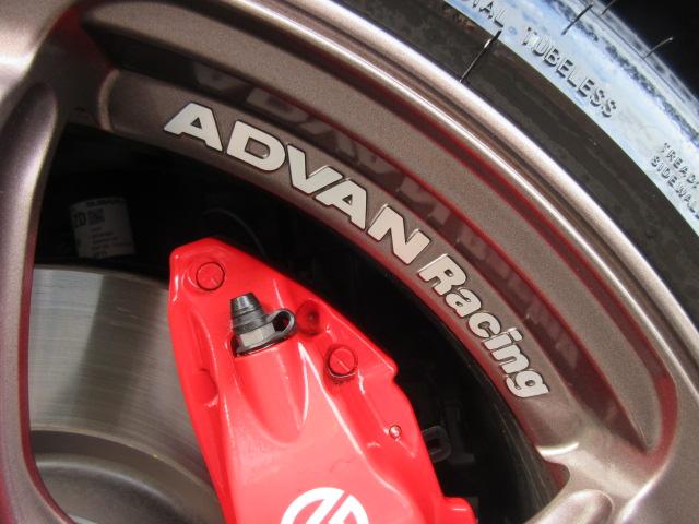 ＧＲ８６ ＲＺ　６速ＭＴ　・リッジグリーン　ワンオーナー　純正９型ナビ　フルセグ　Ｂカメラ　ＥＴＣ　ドラレコ　半革シートヒーター　アイサイト　アドバンレーシング１８アルミ　ブレンボキャリパー　トムスステンレスマフラー　リアスポ（45枚目）