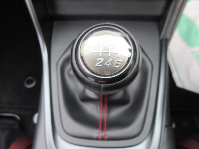 BRZ STIスポーツ 6速MT ・SSRII18アルミ ブレンボキャリパー STiエアロ 半革 シートヒーター ヘッドライトスモークフィルム STIハンドルプロテクトガード 純正9型ナビ フルセグTV Bカメラ ETC アイサイト(8枚目)