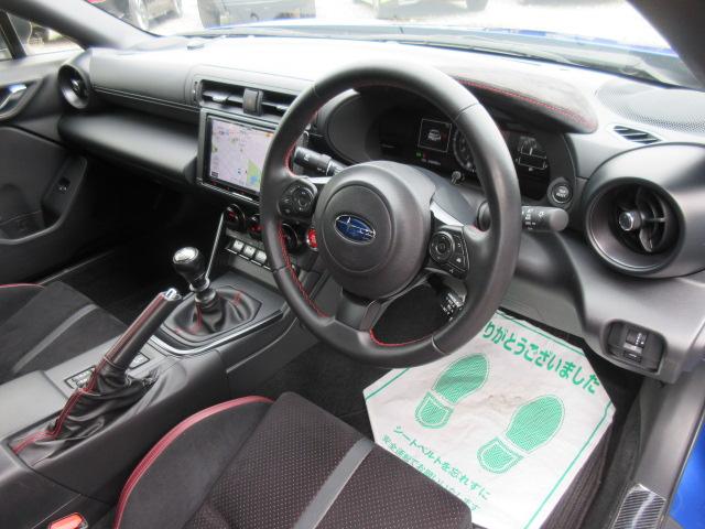 BRZ STIスポーツ 6速MT ・SSRII18アルミ ブレンボキャリパー STiエアロ 半革 シートヒーター ヘッドライトスモークフィルム STIハンドルプロテクトガード 純正9型ナビ フルセグTV Bカメラ ETC アイサイト(21枚目)
