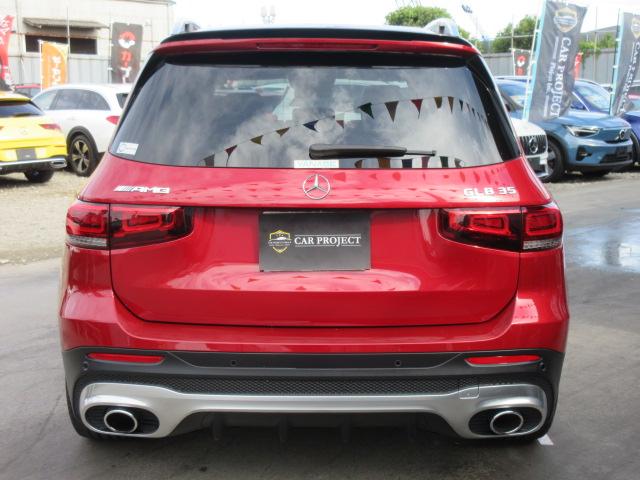 ＧＬＢ ＧＬＢ３５　４マチック　７人乗　・ＡＭＧレザーエクスクルーシブ　パノラミクススライディングルーフ　純正ワイドナビＴＶ　全周囲カメラ　赤黒本革シート　シートヒーター　電動ゲート　アクティブブレーキアシスト　ＢＳＭ　純正ＡＭＧ１９アルミ（16枚目）