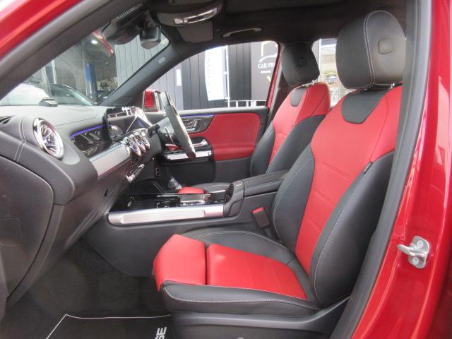 ＧＬＢ ＧＬＢ３５　４マチック　７人乗　・ＡＭＧレザーエクスクルーシブ　パノラミクススライディングルーフ　純正ワイドナビＴＶ　全周囲カメラ　赤黒本革シート　シートヒーター　電動ゲート　アクティブブレーキアシスト　ＢＳＭ　純正ＡＭＧ１９アルミ（41枚目）