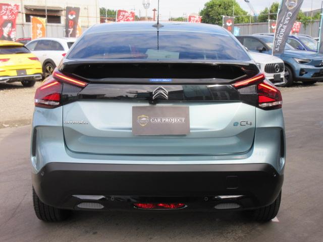 E-C4 シャイン ・電気自動車 サンルーフ 黒本革シート シートヒーター マッサージ機能 ステアリングヒーター BSM レークル アクティブセーフティブレーキ 疲労検知 アンビエンテライト 前後ソナー 純正18アルミ(14枚目)