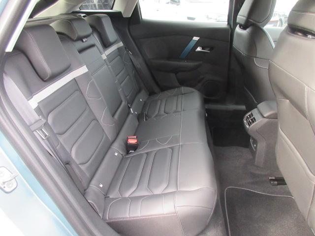 E-C4 シャイン ・電気自動車 サンルーフ 黒本革シート シートヒーター マッサージ機能 ステアリングヒーター BSM レークル アクティブセーフティブレーキ 疲労検知 アンビエンテライト 前後ソナー 純正18アルミ(22枚目)