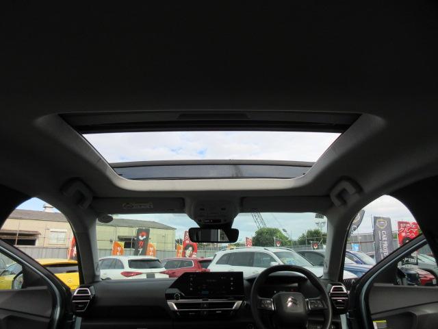 E-C4 シャイン ・電気自動車 サンルーフ 黒本革シート シートヒーター マッサージ機能 ステアリングヒーター BSM レークル アクティブセーフティブレーキ 疲労検知 アンビエンテライト 前後ソナー 純正18アルミ(41枚目)