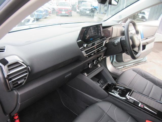 E-C4 シャイン ・電気自動車 サンルーフ 黒本革シート シートヒーター マッサージ機能 ステアリングヒーター BSM レークル アクティブセーフティブレーキ 疲労検知 アンビエンテライト 前後ソナー 純正18アルミ(43枚目)