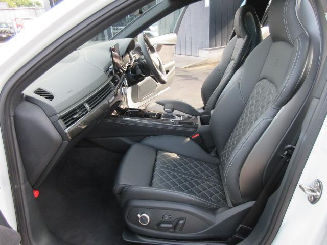 S4アバント ベースグレード 4WD ・サンルーフ 純正ナビTV 全周囲カメラ ETC2.0 本革シートヒーター ステアリングヒーター ドライビングアシスト ワイヤレス充電 マッサージ機能 電動ゲート 純正19AW マトリクスLEDライト(42枚目)