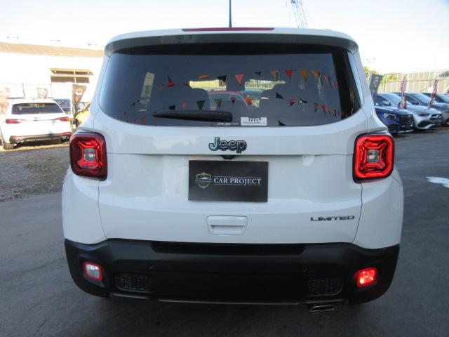 ジープ・レネゲード リミテッド ・純正ナビ フルセグTV バックカメラ ETC2.0 黒本革シート シートヒーター ステアリングヒーター 自動軽減ブレーキ リアソナー レーンキープ BSM LEDライト LEDフォグ 純正17アルミ(14枚目)