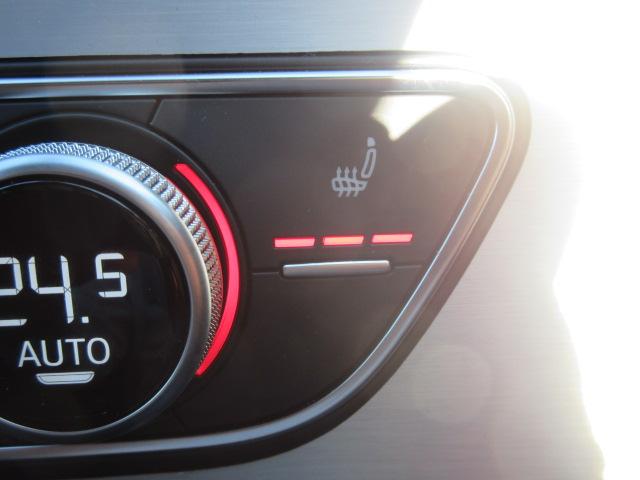 Ａ５スポーツバック ４５ＴＦＳＩクワトロ　Ｓライン　４ＷＤ　・純正８．３型ナビ　フルセグＴＶ　全周囲カメラ　ＥＴＣ２．０　ワイヤレス充電　半革シート　シートヒーター　電動トランク　ステアリングヒーター　ドライバーアシスト　バーチャルコックピット　ＬＥＤライト（6枚目）