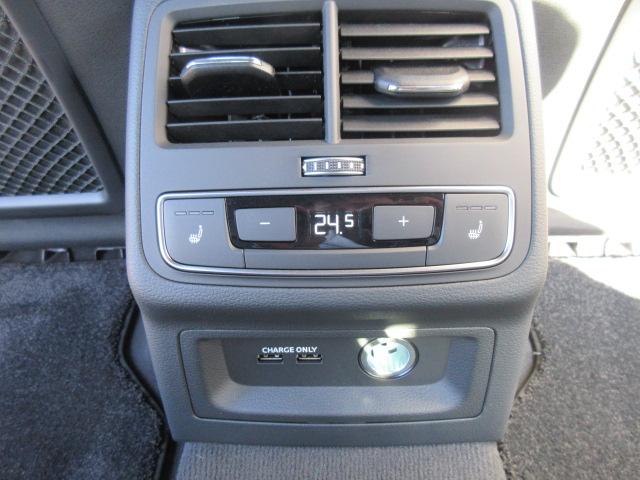 Ａ５スポーツバック ４５ＴＦＳＩクワトロ　Ｓライン　４ＷＤ　・純正８．３型ナビ　フルセグＴＶ　全周囲カメラ　ＥＴＣ２．０　ワイヤレス充電　半革シート　シートヒーター　電動トランク　ステアリングヒーター　ドライバーアシスト　バーチャルコックピット　ＬＥＤライト（24枚目）