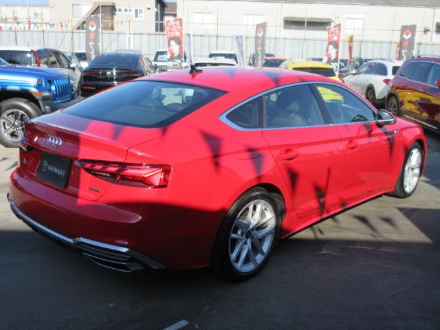 Ａ５スポーツバック ４５ＴＦＳＩクワトロ　Ｓライン　４ＷＤ　・純正８．３型ナビ　フルセグＴＶ　全周囲カメラ　ＥＴＣ２．０　ワイヤレス充電　半革シート　シートヒーター　電動トランク　ステアリングヒーター　ドライバーアシスト　バーチャルコックピット　ＬＥＤライト（34枚目）