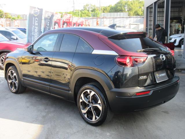 MX-30ロータリーEV エディションR 特別仕様車 BOSE 純正8.8コネクトナビ フルセグ 全周囲カメラ 1500W ハーフレザーシート シートヒーター ステアリングヒーター SCBS BSM レーンキープ 純正18アルミ LEDライト(14枚目)