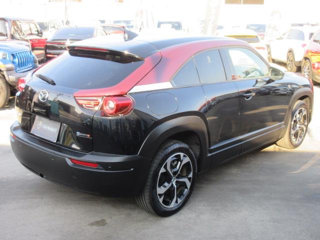 MX-30ロータリーEV エディションR 特別仕様車 BOSE 純正8.8コネクトナビ フルセグ 全周囲カメラ 1500W ハーフレザーシート シートヒーター ステアリングヒーター SCBS BSM レーンキープ 純正18アルミ LEDライト(32枚目)