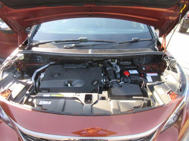 ３００８ ＧＴブルーＨＤｉ　・サンルーフ　ハーフレザーシート　ワイヤレス充電　電動ゲート　純正ナビ　フルセグ　左サイドカメラ　バックカメラ　アクティブセーフティブレーキ　疲労検知　レーンキープ　前後ソナー　ＢＳＭ　純正１８アルミ（15枚目）