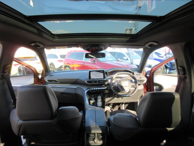 ３００８ ＧＴブルーＨＤｉ　・サンルーフ　ハーフレザーシート　ワイヤレス充電　電動ゲート　純正ナビ　フルセグ　左サイドカメラ　バックカメラ　アクティブセーフティブレーキ　疲労検知　レーンキープ　前後ソナー　ＢＳＭ　純正１８アルミ（18枚目）