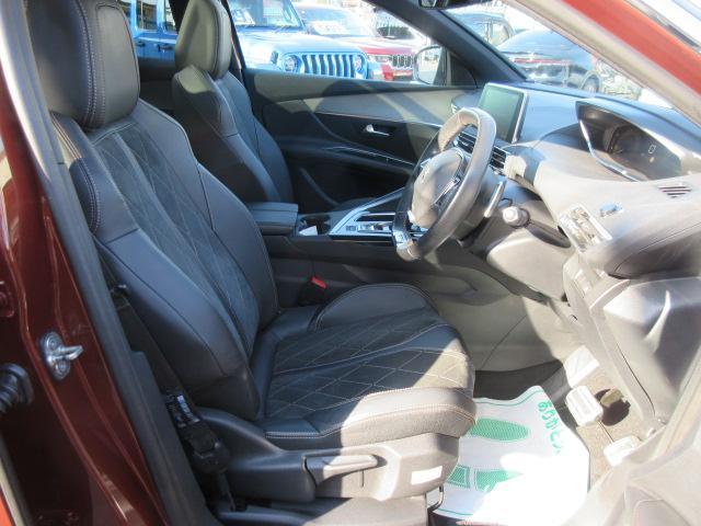 ３００８ ＧＴブルーＨＤｉ　・サンルーフ　ハーフレザーシート　ワイヤレス充電　電動ゲート　純正ナビ　フルセグ　左サイドカメラ　バックカメラ　アクティブセーフティブレーキ　疲労検知　レーンキープ　前後ソナー　ＢＳＭ　純正１８アルミ（20枚目）