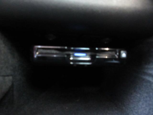 ３００８ ＧＴブルーＨＤｉ　・サンルーフ　ハーフレザーシート　ワイヤレス充電　電動ゲート　純正ナビ　フルセグ　左サイドカメラ　バックカメラ　アクティブセーフティブレーキ　疲労検知　レーンキープ　前後ソナー　ＢＳＭ　純正１８アルミ（30枚目）