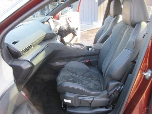 ３００８ ＧＴブルーＨＤｉ　・サンルーフ　ハーフレザーシート　ワイヤレス充電　電動ゲート　純正ナビ　フルセグ　左サイドカメラ　バックカメラ　アクティブセーフティブレーキ　疲労検知　レーンキープ　前後ソナー　ＢＳＭ　純正１８アルミ（51枚目）