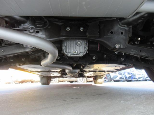 ＸＶ ２．０ｉ－Ｓアイサイト　ブラックレザーＳＬＣ　４ＷＤ　・黒本革シート　シートヒーター　純正８型ナビ　フルセグＴＶ　バックカメラ　ＥＴＣ　ドラレコ　アイサイト　先行車発進　レーンキープ　ＢＳＭ　ＬＥＤライト　純正１８アルミ　スマートキー　革巻ステアリング（15枚目）