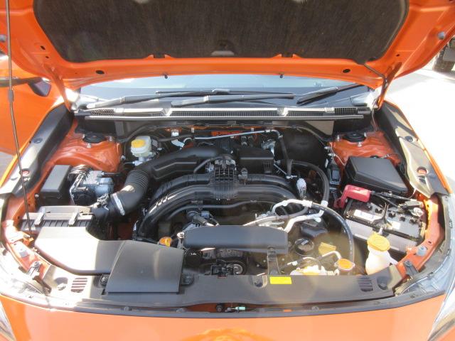 ＸＶ ２．０ｉ－Ｓアイサイト　ブラックレザーＳＬＣ　４ＷＤ　・黒本革シート　シートヒーター　純正８型ナビ　フルセグＴＶ　バックカメラ　ＥＴＣ　ドラレコ　アイサイト　先行車発進　レーンキープ　ＢＳＭ　ＬＥＤライト　純正１８アルミ　スマートキー　革巻ステアリング（16枚目）