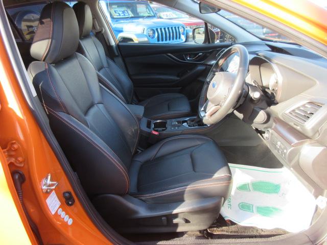 ＸＶ ２．０ｉ－Ｓアイサイト　ブラックレザーＳＬＣ　４ＷＤ　・黒本革シート　シートヒーター　純正８型ナビ　フルセグＴＶ　バックカメラ　ＥＴＣ　ドラレコ　アイサイト　先行車発進　レーンキープ　ＢＳＭ　ＬＥＤライト　純正１８アルミ　スマートキー　革巻ステアリング（21枚目）