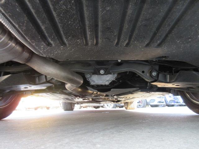 Cクラスオールテレイン C220d 4マチック オールテレイン ISG搭載 ・レザーエクスクルーシブPKG サンルーフ ブルメスターサウンド 純正11.9型ナビ フルセグTV 全周囲カメラ ワイヤレス充電 黒本革 シートヒーター 電動ゲート 純正18アルミ ワンオーナー(16枚目)