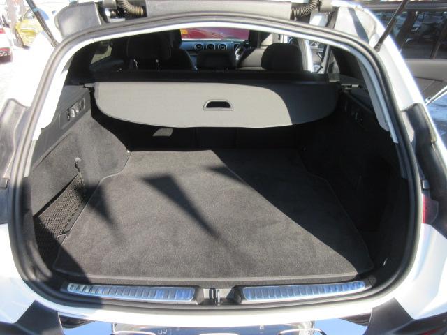 Cクラスオールテレイン C220d 4マチック オールテレイン ISG搭載 ・レザーエクスクルーシブPKG サンルーフ ブルメスターサウンド 純正11.9型ナビ フルセグTV 全周囲カメラ ワイヤレス充電 黒本革 シートヒーター 電動ゲート 純正18アルミ ワンオーナー(22枚目)