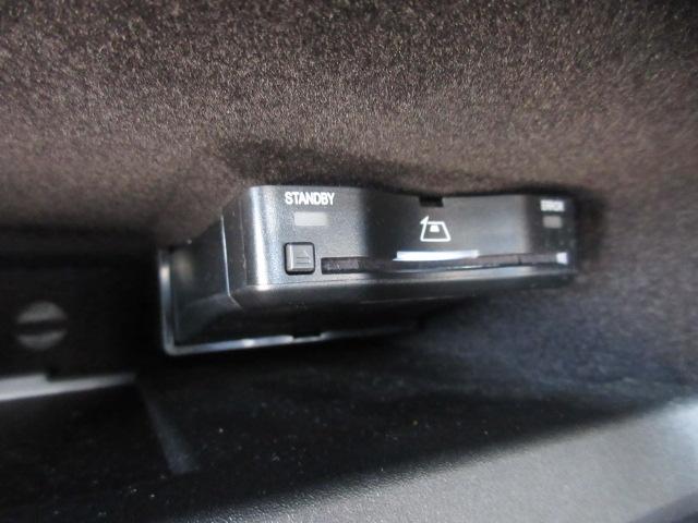 Cクラスオールテレイン C220d 4マチック オールテレイン ISG搭載 ・レザーエクスクルーシブPKG サンルーフ ブルメスターサウンド 純正11.9型ナビ フルセグTV 全周囲カメラ ワイヤレス充電 黒本革 シートヒーター 電動ゲート 純正18アルミ ワンオーナー(58枚目)