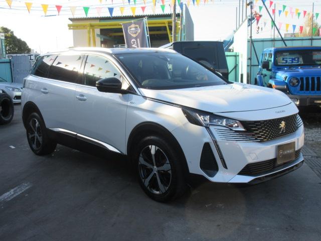 ５００８ ＧＴブルーＨＤｉ　７人乗　後期型　サンルーフ　純正ナビ　フルセグ　左サイド＆バックカメラ　ハーフレザー　シートヒーター　マッサージ機能　ワイヤレス充電　電動ゲート　ハンズフリーパワーバックドア　アクティブセーフティブレーキ（11枚目）