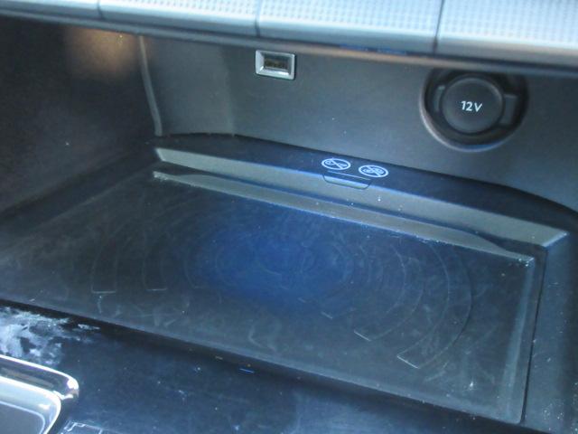 ５００８ ＧＴブルーＨＤｉ　７人乗　後期型　サンルーフ　純正ナビ　フルセグ　左サイド＆バックカメラ　ハーフレザー　シートヒーター　マッサージ機能　ワイヤレス充電　電動ゲート　ハンズフリーパワーバックドア　アクティブセーフティブレーキ（30枚目）