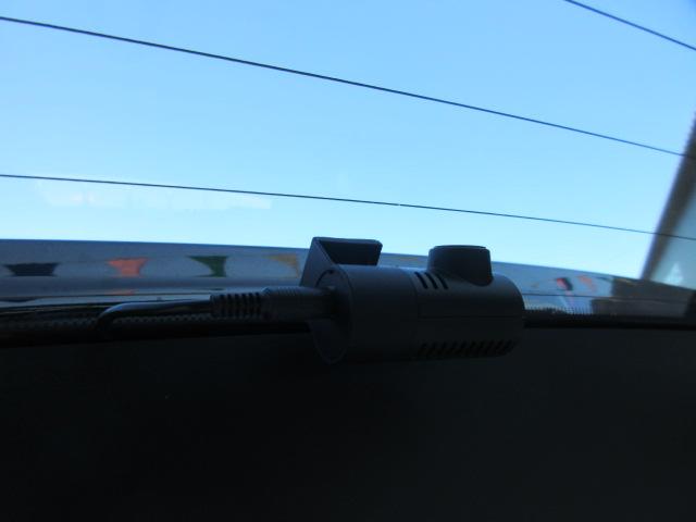 ５００８ ＧＴブルーＨＤｉ　７人乗　後期型　サンルーフ　純正ナビ　フルセグ　左サイド＆バックカメラ　ハーフレザー　シートヒーター　マッサージ機能　ワイヤレス充電　電動ゲート　ハンズフリーパワーバックドア　アクティブセーフティブレーキ（51枚目）