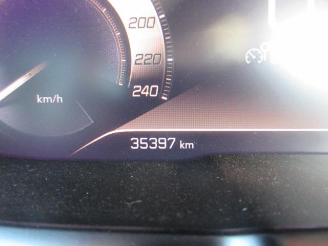 ５００８ ＧＴブルーＨＤｉ　７人乗　後期型　サンルーフ　純正ナビ　フルセグ　左サイド＆バックカメラ　ハーフレザー　シートヒーター　マッサージ機能　ワイヤレス充電　電動ゲート　ハンズフリーパワーバックドア　アクティブセーフティブレーキ（58枚目）